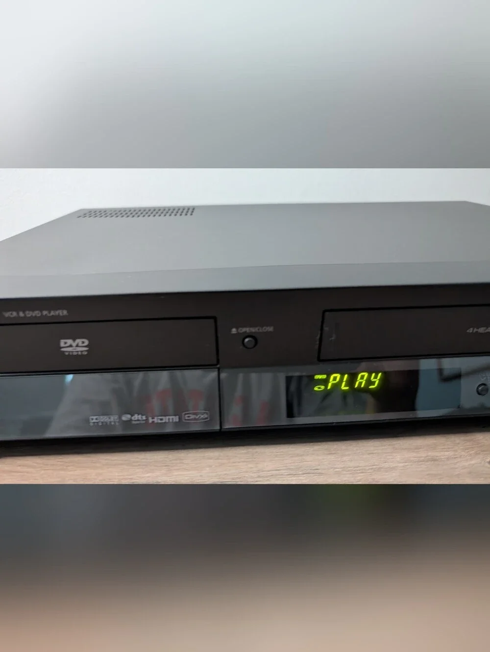 Samsung DVD-V9700 DVD/VCR Player Combo Tested - Works - Comes W/ AV Cable HDMI